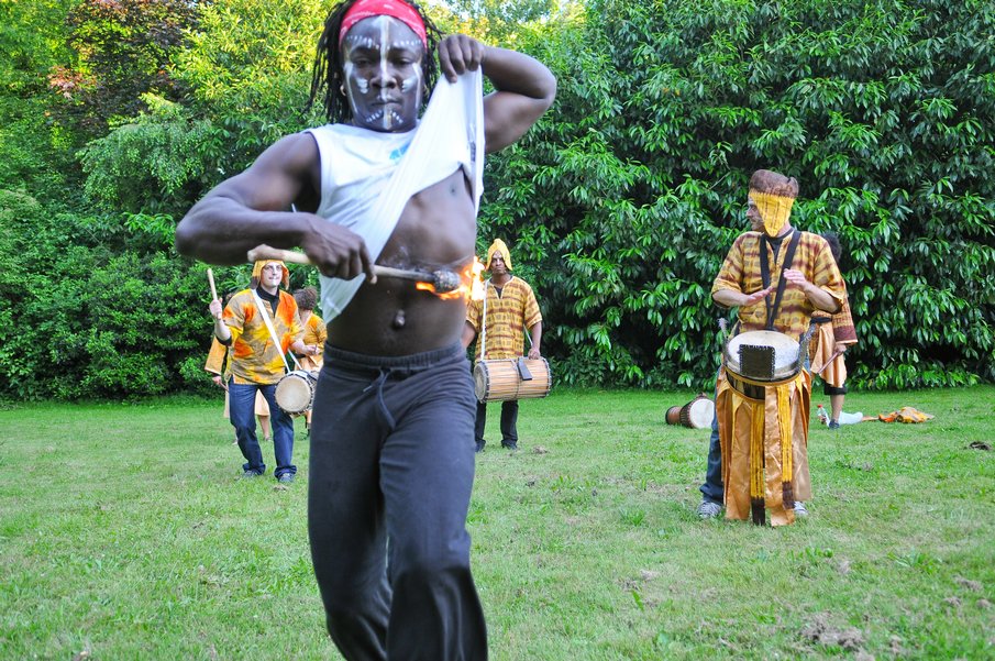 Evry Daily Photo - Cie Afrodite - Fete Mille et une Lumieres 065.jpg